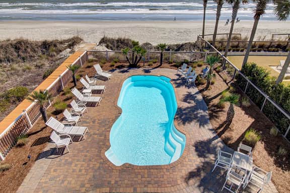 502 Ocean Blvd by AvantStay | Beachfront w/ Pool & Ocean Views!
