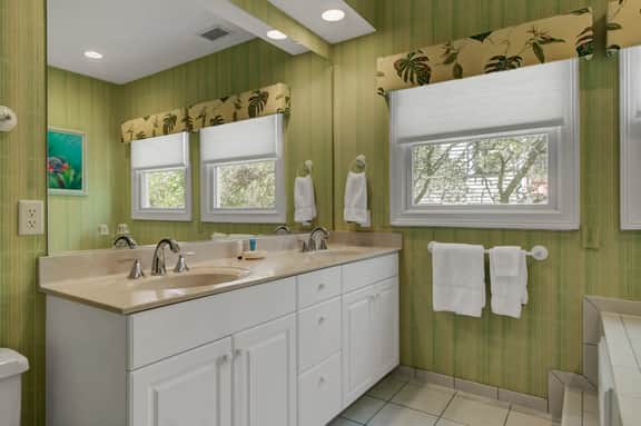 12 Dunecrest Lane by AvantStay | 2 Mins to Beach w/ Pool & BBQ