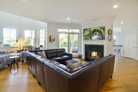 2701 Palm Boulevard by AvantStay | Pool + Spa + Putting Green + Arcade + Game Room | Walk to Beach