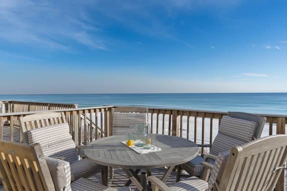 Destiny on the Sand by AvantStay | Direct Beach Access! Bbq on Large Ocean Facing Patio