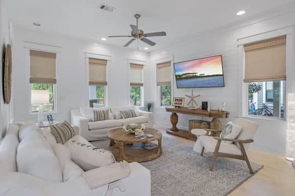 Longleaf Pines by AvantStay | Community Pool