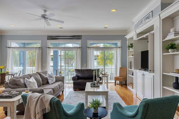 Crabline Getaway by AvantStay | Private Pool + Hot Tub | Easy Beach Access