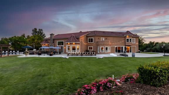 Sleeps 20 | Vineyard Estate w/ Resort Pool, Spa & Game Room | Wilson Creek Manor by AvantStay