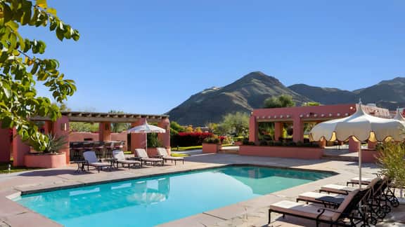 The Pond Estate by AvantStay | Maximalist Designer Compound w/ 2 Casitas, Indoor + Outdoor Pools, Tennis Court, & Gorgeous Mountain Views | 12k sqft