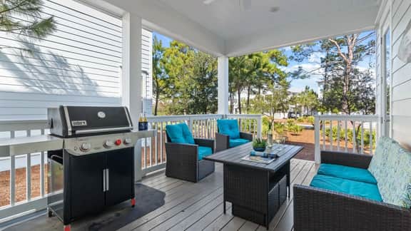 Resorting To Happiness by AvantStay | Breezy 30A Stay • Golf Cart + Pool Access + Near Beach