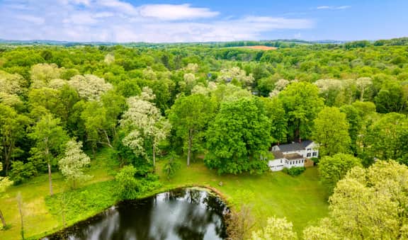 Pondfront Gem Minutes from Hudson’s Best Shops & Cafes | The Stillwater House