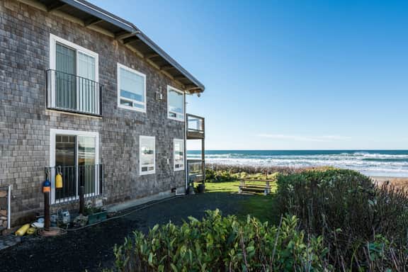 Blue Starfish by AvantStay | Ocean Views & Direct Cannon Beach Access