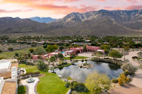 The Pond Estate by AvantStay | Maximalist Designer Compound w/ 2 Casitas, Indoor + Outdoor Pools, Tennis Court, & Gorgeous Mountain Views | 12k sqft