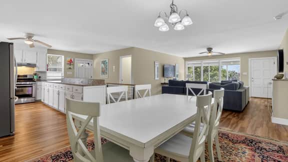 Family Tides by AvantStay | 1 Block to the Beach + Game Room + Large Deck  | Near Center Street