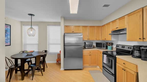 411 Summerhouse by AvantStay | Ocean-View Condo + Pool Access + Golf + Trails in Wild Dunes