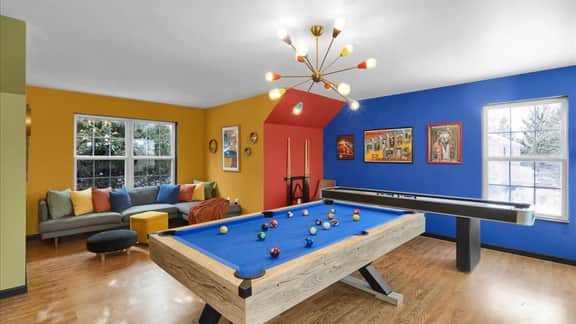 Stillwater by AvantStay | Hot Tub + Theater + Game Room | Firepit + BBQ | Near Lakes, Skiing & Hiking