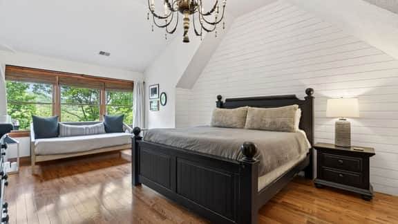 Rocking Chair Ridge by AvantStay | Lux Lodge | Hot Tub + Fire Pit + Game Room + Yoga Room + Mountain Views
