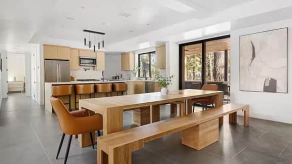 Evergreen Retreat by AvantStay | Outdoor Dining + Lounge | Forest Views | Mins to Skiing & The Village