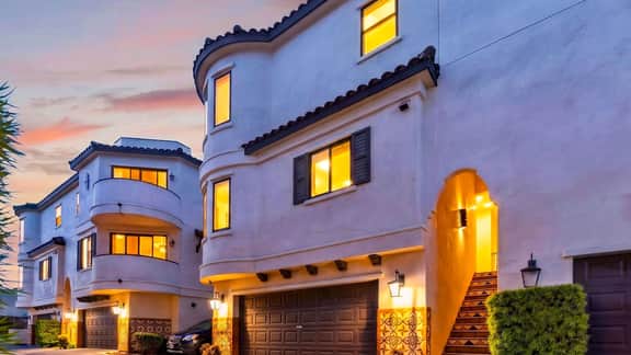 Stimson by AvantStay | Rooftop Firepit + Grill + Ocean Views | Walk to Pier