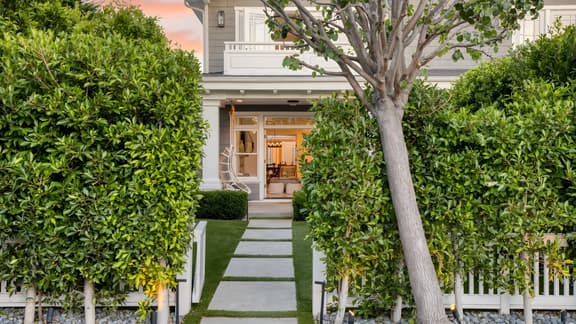 Stunning 5BDR • Minutes to Beach, Pier, Restaurants | Emerald Cove by AvantStay