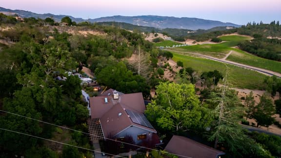 Kenwood Vista by AvantStay | 7acres w/ Pool, Fire Pit, Vineyard Views
