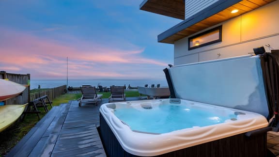 Chic Whidbey Island Waterfront Home w/ Hot Tub, Firepits + Views