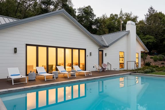 Syrah by AvantStay | Hilltop Haven in Sonoma | Private Pool + Patio