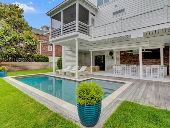 Be a Sullivans Local! | 1307 Cove Avenue by AvantStay | Pool + Outdoor Living