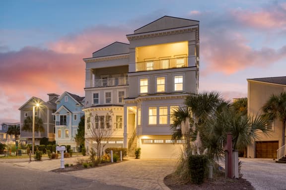 Infinity Pool, Beach Access, Oceanview, Sleeps 24 | 30 Bradley Cir by AvantStay