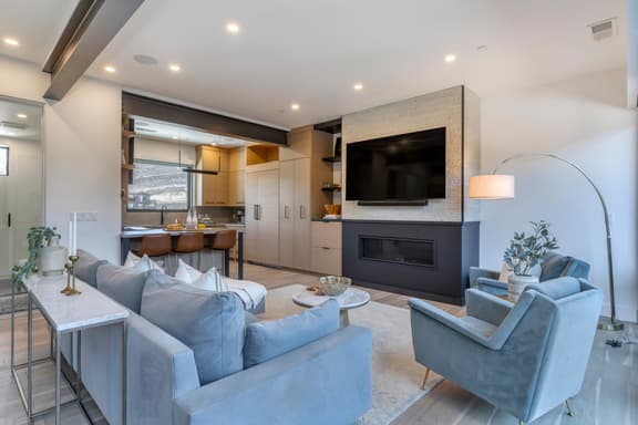 The Ridge at Canyons Village by AvantStay | Stunning Slope-Side Condo w/ Hot Tub