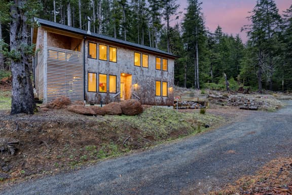 Rustic Arch Cape Getaway w/ Vibrant Interior | Walk to the Beach | Cape Wonder