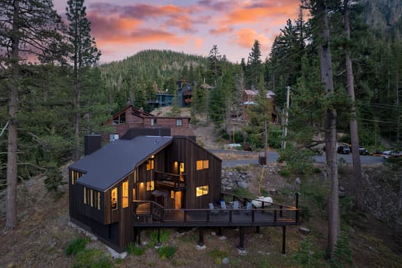 Trapper by AvantStay | A+ Interior Design w/ Sauna