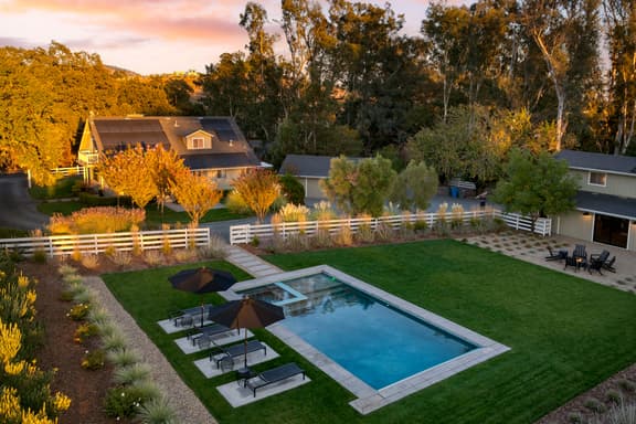 Wine Country Estate by AvantStay | Pool, Spa, Barn
