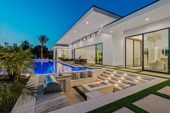 Indio Stay w/ Exclusive Amenities | Pool, Hot Tub + Putting Green | Bravo Villa #16 by AvantStay
