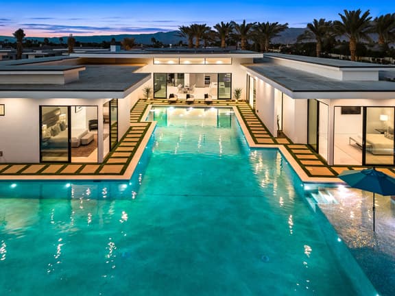 Sleeps 17 | Pool & Putting Green Indio Escape + Hot Tub Retreat | Bravo Villa #6 by AvantStay