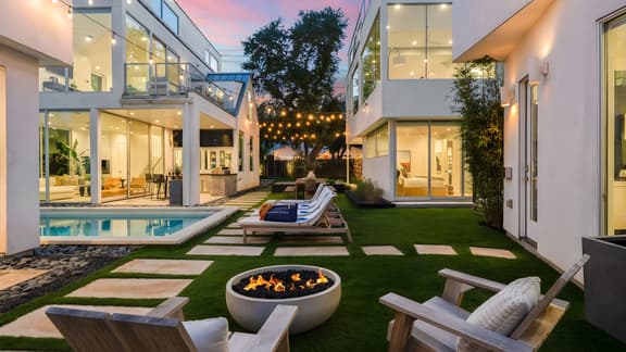 Luxe 11BDR w/ Putting Green, Game Room, Pool | Bouldin Collective by AvantStay