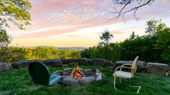 Modern Catskills Escape w/ Open Living, Steam Shower, & Hot Tub w/ Mountain Views, Minutes from Woodstock & Trails | Suncliff Vista