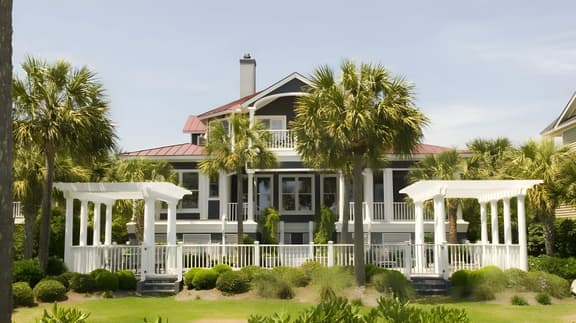 3902 Palm Blvd by AvantStay | Beach Access! Oceanfront Views w/ Pool