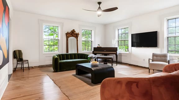 Pondfront Gem Minutes from Hudson’s Best Shops & Cafes | The Stillwater House