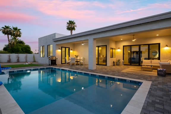 El Dorado by AvantStay | Luxe 4BR w/ Pool, Putting Green, Fireplace near Kierland