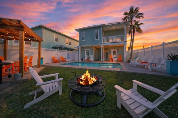 Barking Shark by AvantStay | Coastal Home • Private Pool, Beach Access, Game Room
