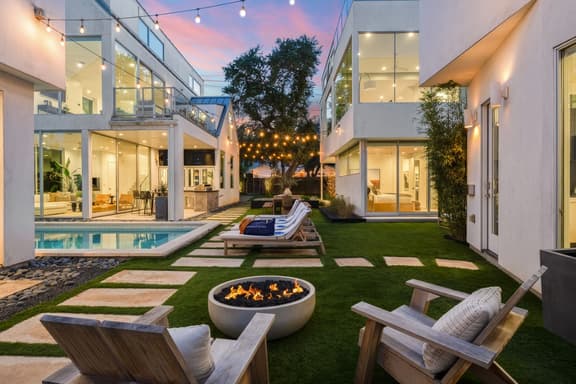 Pool, Putting Green, Game Room, Rooftop | Bouldin Collective 902A by AvantStay