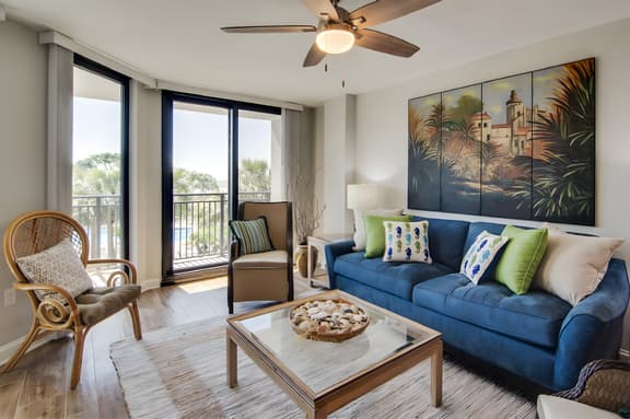 208 B Shipwatch by AvantStay | Ocean Views | Close to Beach | Community Pool!
