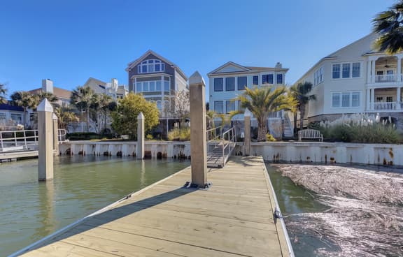 20 Morgan Place Drive by AvantStay | Waterfront Home w/ Private Dock