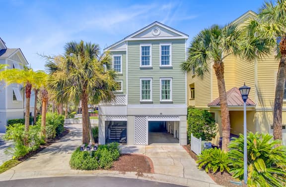 56 Grand Pavilion by AvantStay | Oceanfront Deck + Views, Community Pool