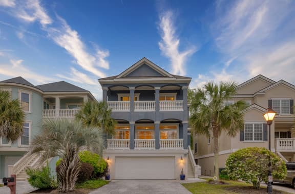 Crabline Getaway by AvantStay | Private Pool + Hot Tub | Easy Beach Access