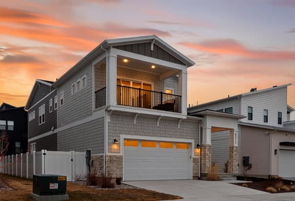 Poppy Peak by AvantStay | Hot Tub + Game Room | Near Skiing + Trails | Spacious Park City Escape