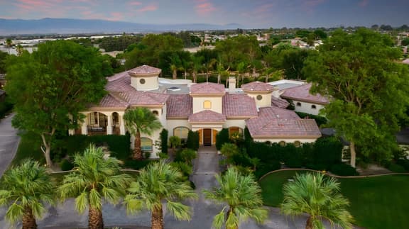 Villa Verbena by AvantStay | Expansive Estate w/ B-ball Court, Pool/Spa & Entertainer's Yard