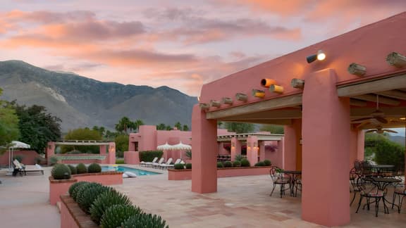 The Pond Estate by AvantStay | Maximalist Designer Compound w/ 2 Casitas, Indoor + Outdoor Pools, Tennis Court, & Gorgeous Mountain Views | 12k sqft