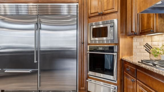 Mulligan Estate by AvantStay | Sunriver Retreat + Hot Tub + Game Room + Bikes + Near Trails & Golf